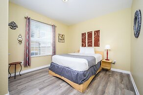 Premium Lake View Condo, Vista Cay - 1005