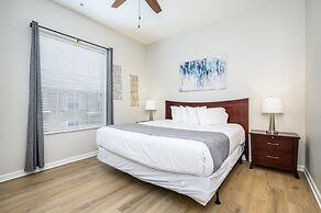 Penthouse Vacation Condo, Near the Parks - 2014