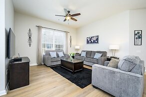 Penthouse Vacation Condo, Near the Parks - 2014