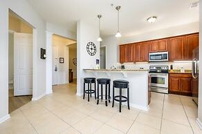 Penthouse Vacation Condo, Near the Parks - 2014