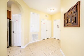 Beautiful Deluxe Condo, Vista Cay - 3015