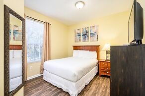 Beautiful Deluxe Condo, Vista Cay - 3015