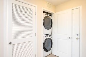 Brand New Modern Vista Cay Reserve Condo - 6001