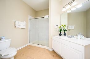 Beautiful Deluxe Condo, Vista Cay - 3023