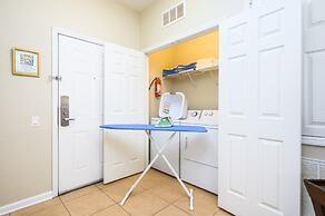 Beautiful Deluxe Condo, Vista Cay - 3023