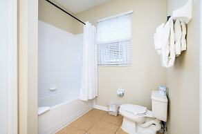 Beautiful Deluxe Condo, Vista Cay - 3023