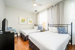 Beautiful Townhome, Near the Parks, Vista Cay-4022