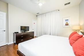 Beautiful Townhome, Near the Parks, Vista Cay-4022