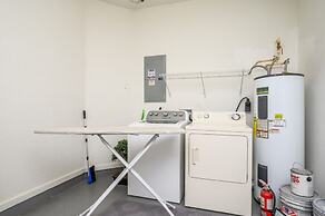 Beautiful Townhome, Near the Parks, Vista Cay-4022