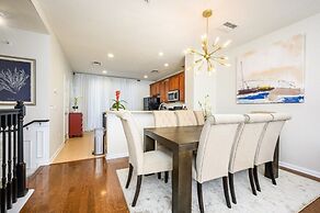 Beautiful Townhome, Near the Parks, Vista Cay-4022