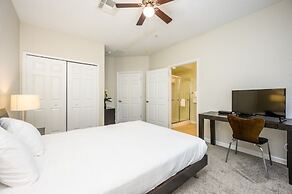 Beautiful Townhome, Near the Parks, Vista Cay-4022