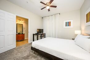 Beautiful Townhome, Near the Parks, Vista Cay-4022