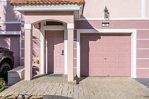 Beautiful Townhome, Near the Parks, Vista Cay-4022