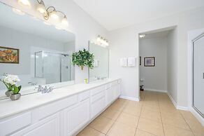 Beautiful Vista Cay Lakeview Condo - 1019