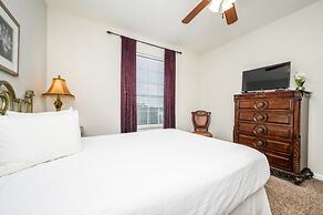 Beautiful Vista Cay Lakeview Condo - 1019