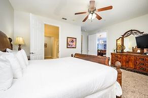 Beautiful Vista Cay Lakeview Condo - 1019