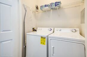 Beautiful Modern Vista Cay Condo, Near Parks-3025