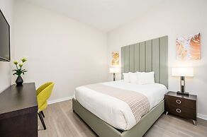 Brand New Modern Vista Cay Reserve Condo - 5003