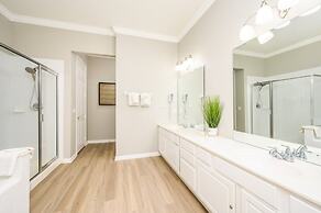 Beautiful Modern Condo - Vista Cay Resort - 2007