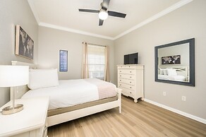 Beautiful Modern Condo - Vista Cay Resort - 2007