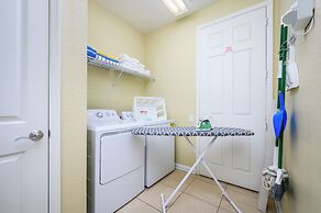 Large Condo With Pool Table, Vista Cay - 2003