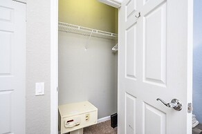 Beautiful Deluxe Condo, Vista Cay - 3024