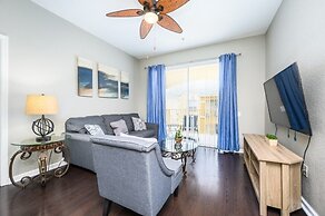 Beautiful Deluxe Condo, Vista Cay - 3024