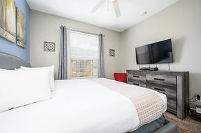 Beautiful Deluxe Condo, Vista Cay - 3024