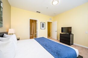 New Modern Townhome, Near The Parks - 4030