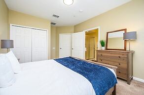 New Modern Townhome, Near The Parks - 4030