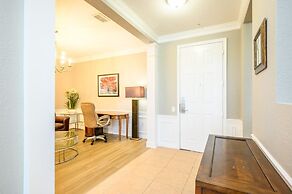 3 Bedroom Premium Lakeview Condo-1012