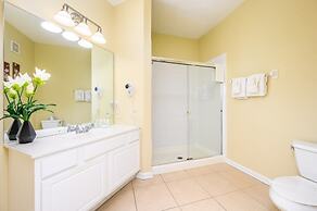 New Listing Beautiful Condo, Vista Cay - 3017