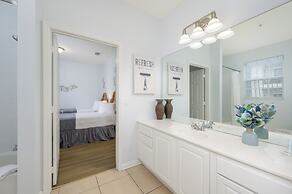 New Listing Beautiful Condo, Vista Cay - 3017