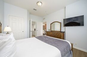 New Listing Beautiful Condo, Vista Cay - 3017