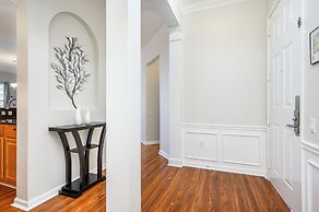 Penthouse Vacation Condo, Near the Parks - 2015