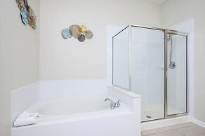 Penthouse Vacation Condo, Near the Parks - 2015