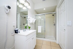 Beautiful Family Townhome, Near The Parks - 4026