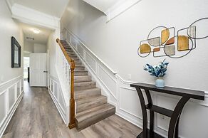 Beautiful Family Townhome, Near The Parks - 4026