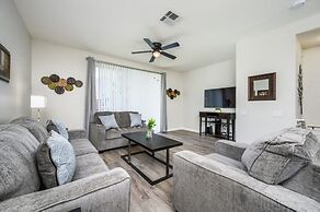 Beautiful Family Townhome, Near The Parks - 4026
