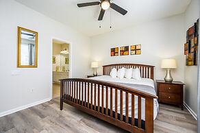 Beautiful Family Townhome, Near The Parks - 4026