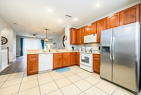 New Listing! Beautiful Townhome, Vista Cay 4019