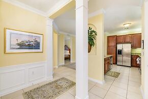 Gorgeous 3 Bed Lakeview, Vista Cay - 1010