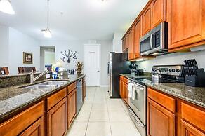 NEW Beautiful Lakeview Condo Near the Parks - 1026