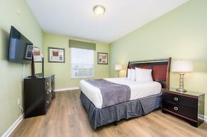 NEW Beautiful Lakeview Condo Near the Parks - 1026