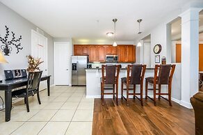 NEW Beautiful Lakeview Condo Near the Parks - 1026