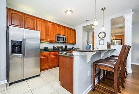 NEW Beautiful Lakeview Condo Near the Parks - 1026