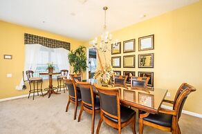 Tropical Lakeview Condo w. Vegas Game Room - 1014