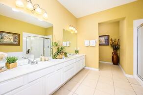 Tropical Lakeview Condo w. Vegas Game Room - 1014