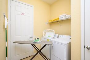 Tropical Lakeview Condo w. Vegas Game Room - 1014