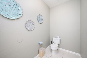 Beautiful Lake View Condo, Vista Cay-1004